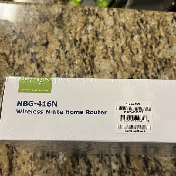 ZyXEL Wireless N Router - Picture 3 of 6